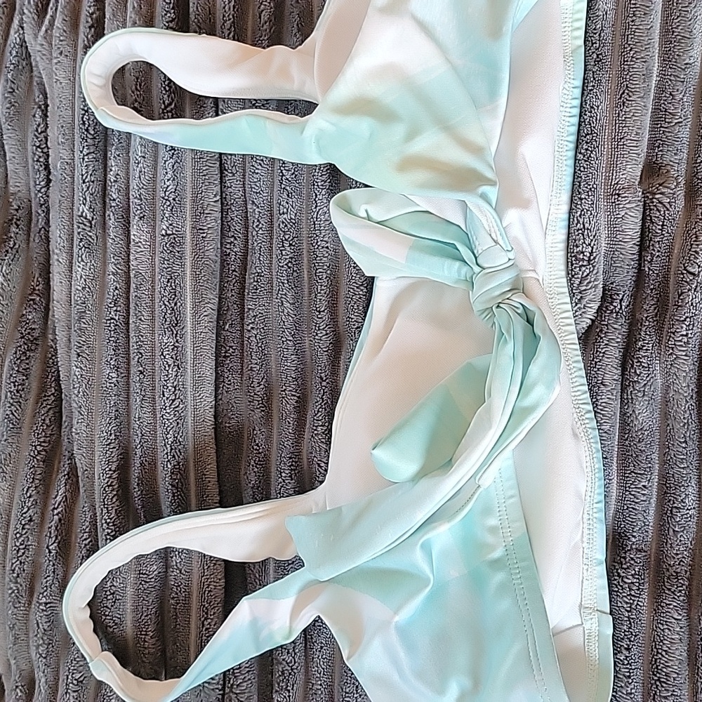 Bikini Top - Picture 3 of 5
